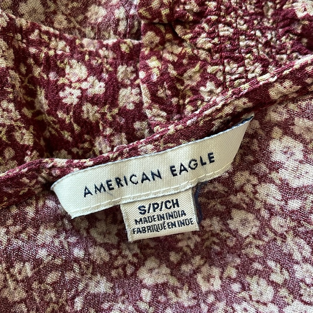 American Eagle Crop Top